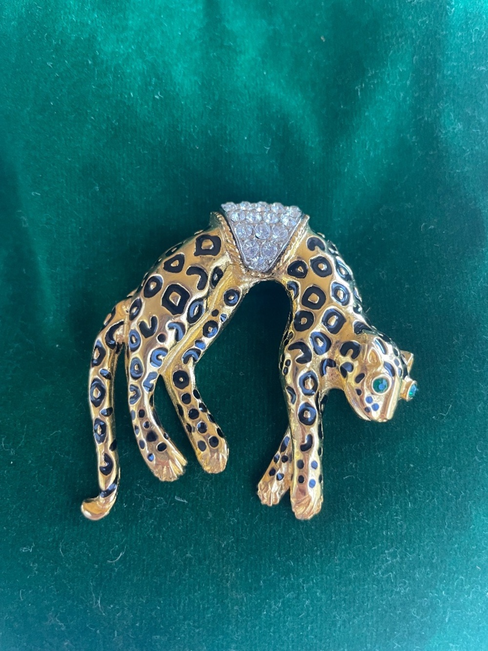 Languorous Gold Tone Enamel and Rhinestone Cheetah Pin!